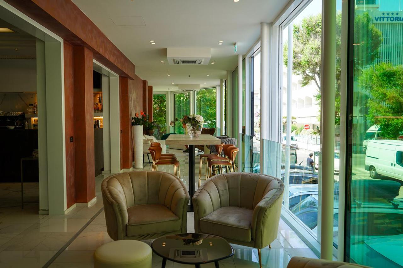 Hotel Arizona Риччоне Екстер'єр фото